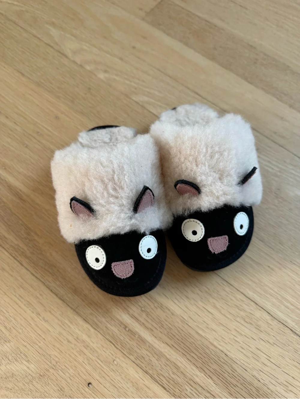 Emu adorable slippers